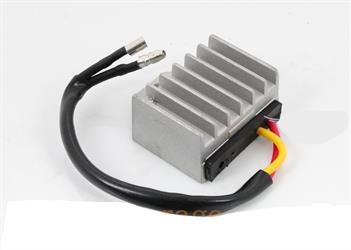 Mofa Moped Roller universal Spannungs Regler 12 Volt 